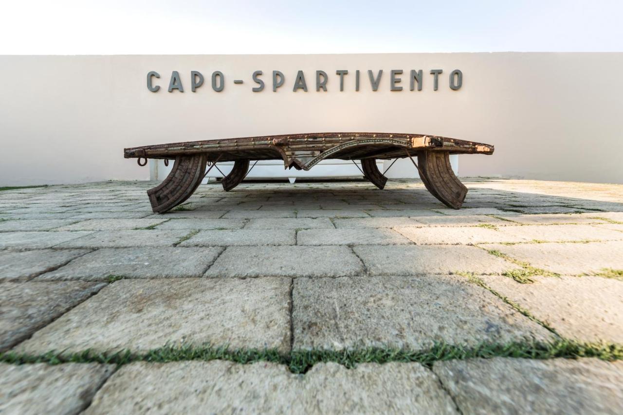 Faro Capo Spartivento Chia Esterno foto